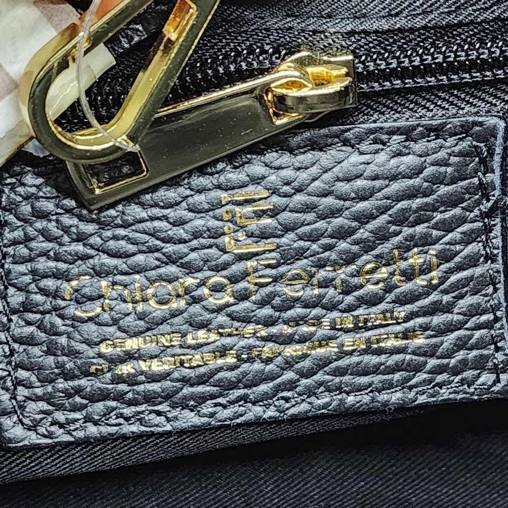 Chiara Ferretti Women's Made In Italy Genuine Leather Shoulder Bag - Picture 4 of 9